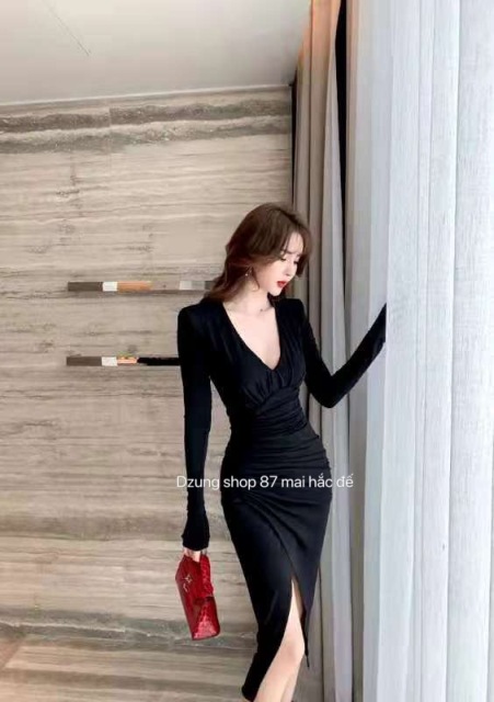 Dẫn đầu xu hướng thời trang mới nhất, Dzung mang đến bộ sưu tập thời trang đằng cấp hàng đầu. Sang trọng và thanh lịch, tối giản nhưng không đơn điệu 